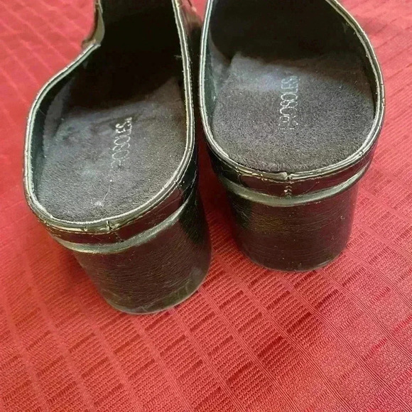 Aerosoles Womens Black Patent Slip On Mule Clogs 10 excellent condition - Picture 3 of 16